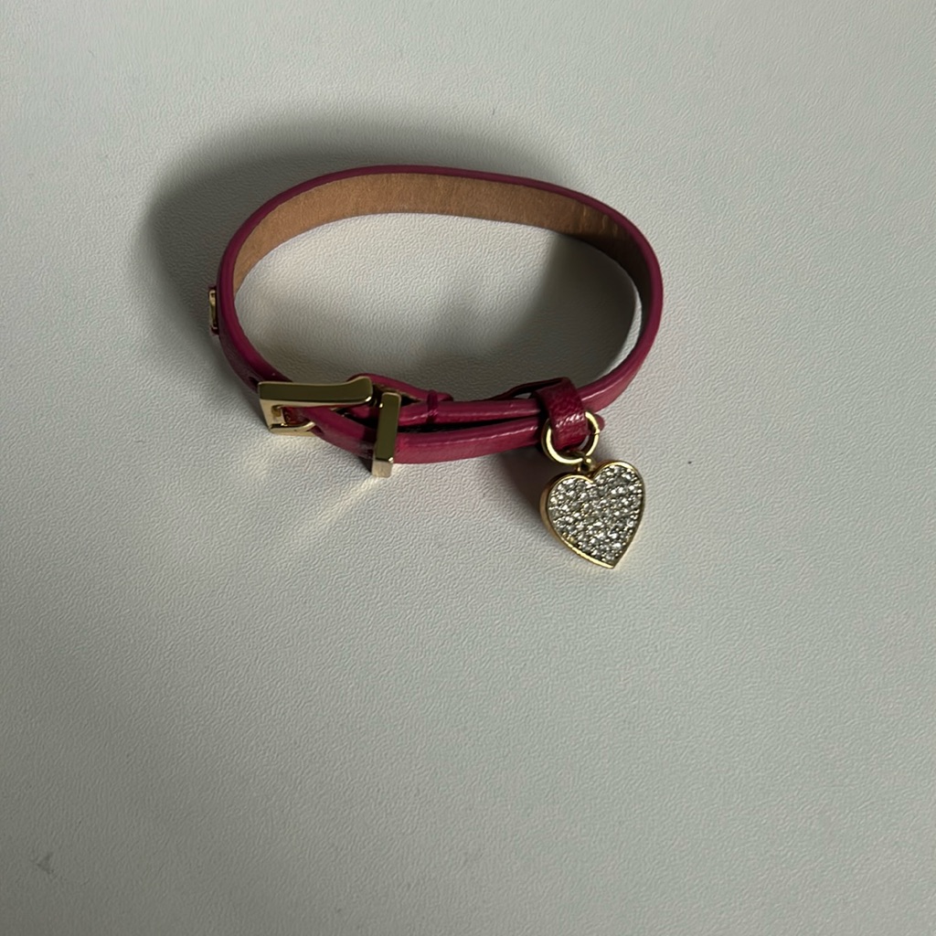 Juicy Couture Pink Leather Dangle Heart Buckle Bracelet 15$